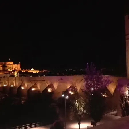 Puente Miraflores Terraza דירה קורדובה